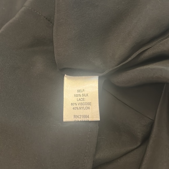 Paperwhite Black Flowy Silk Collared Blouse Sz 12 NWT Lace Chic NEW - Picture 14 of 16